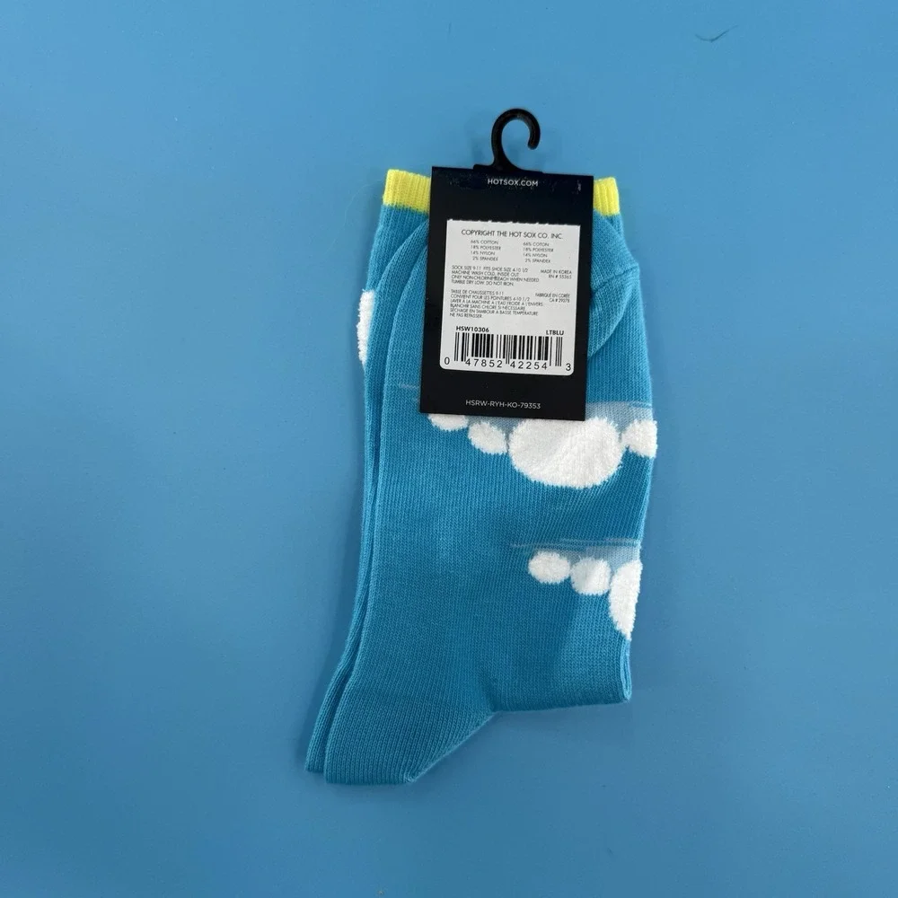 Hot Sox Women's Cloud Print Crew Socks Blue Sky Pattern Size 9–11 New